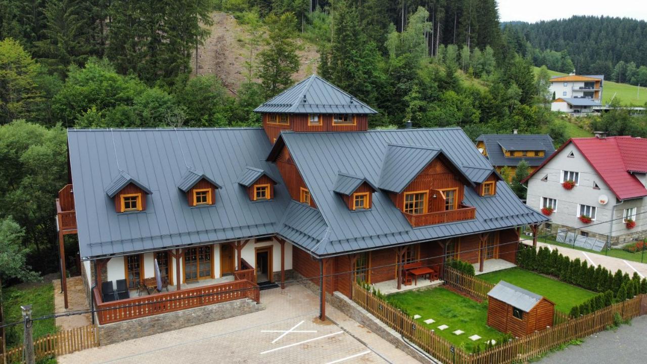 Apartmany Jezerne Velké Karlovice Exteriér fotografie