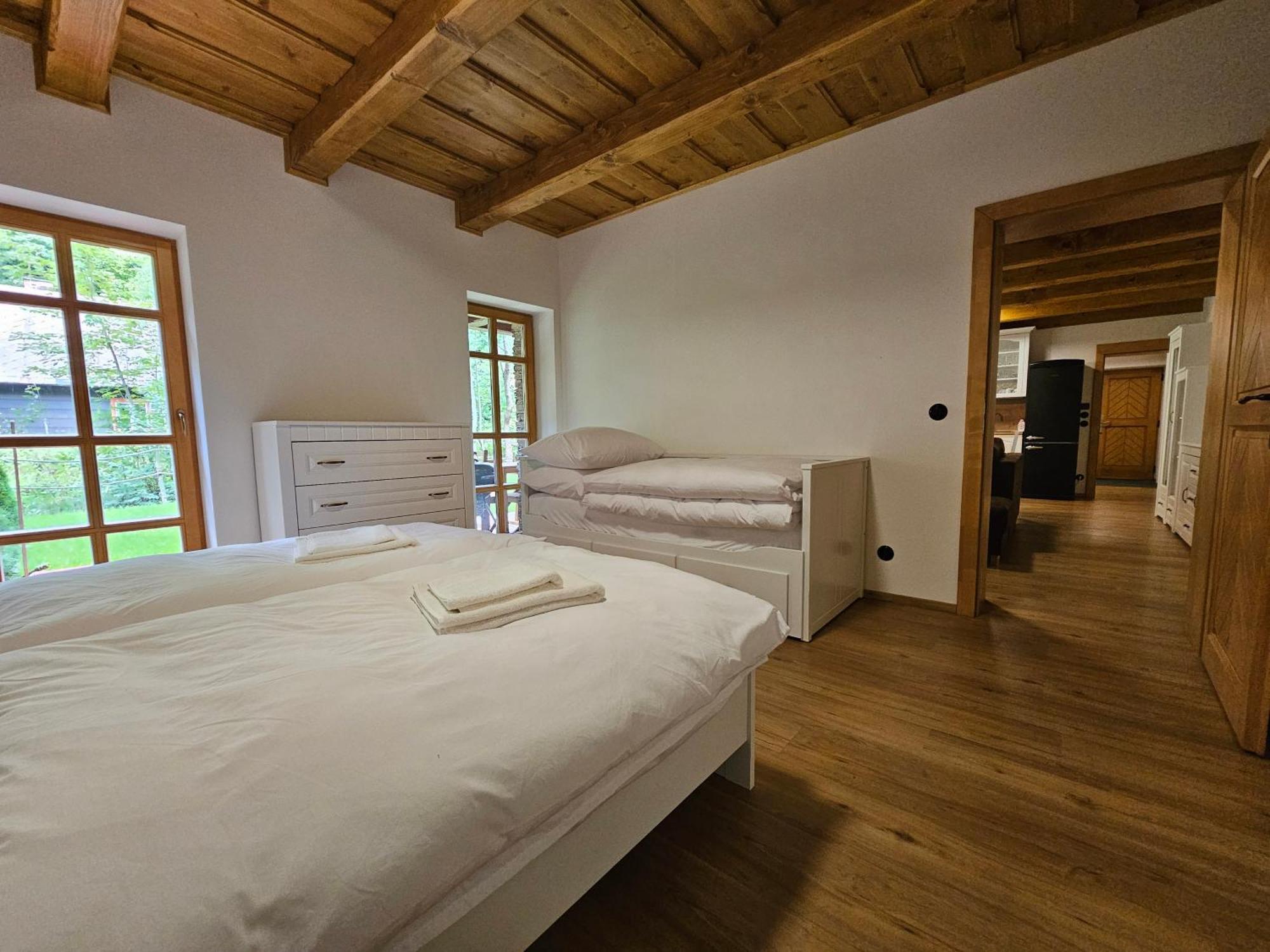 Apartmany Jezerne Velké Karlovice Exteriér fotografie